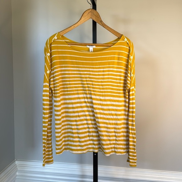 Old Navy Tops - Old navy women’s striped long sleeve